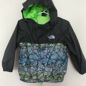 North Face rain jacket in excellent condition